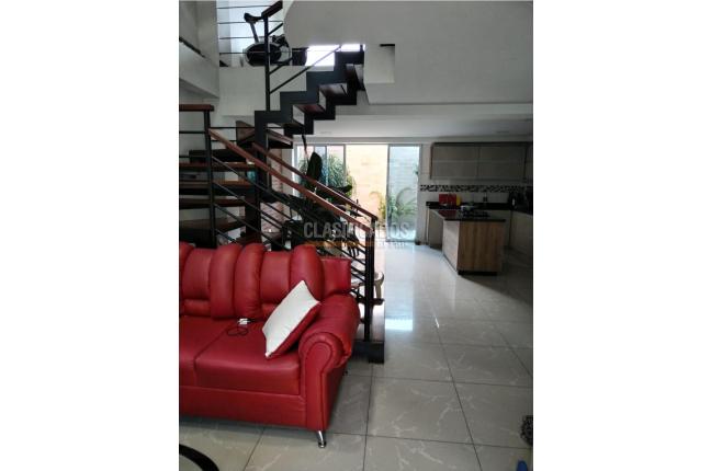 Casas, Venta, Ciudad 2.000 - $650.000.000