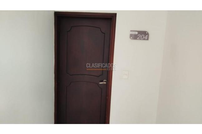 Oficinas y Consultorios, Alquiler, Ciudad Jardín - $2.320.000