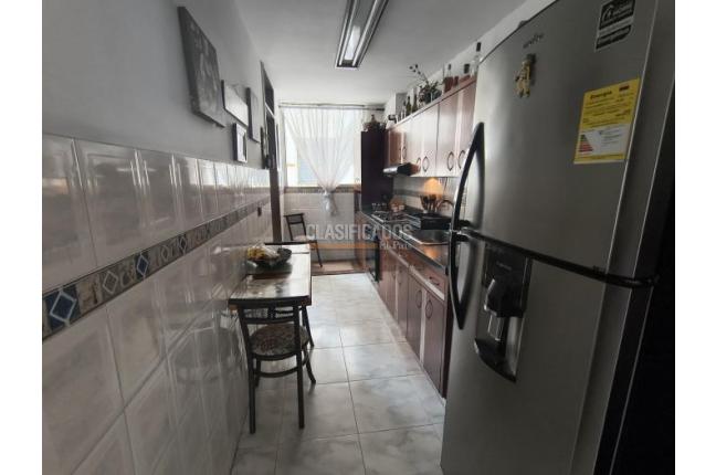 Apartamentos, Venta, Versalles - $390.000.000