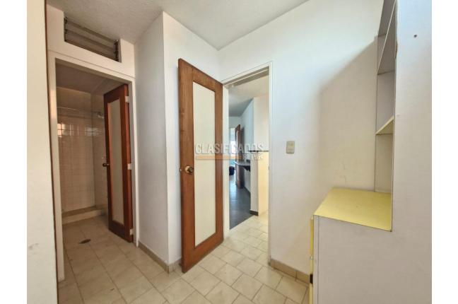 Apartamentos, Alquiler, Versalles - $2.600.000