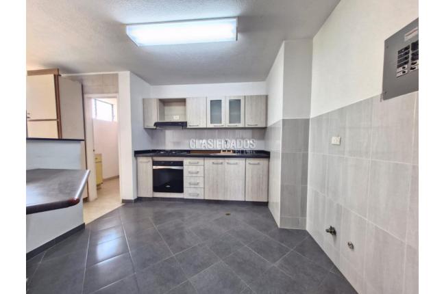 Apartamentos, Alquiler, Versalles - $2.600.000