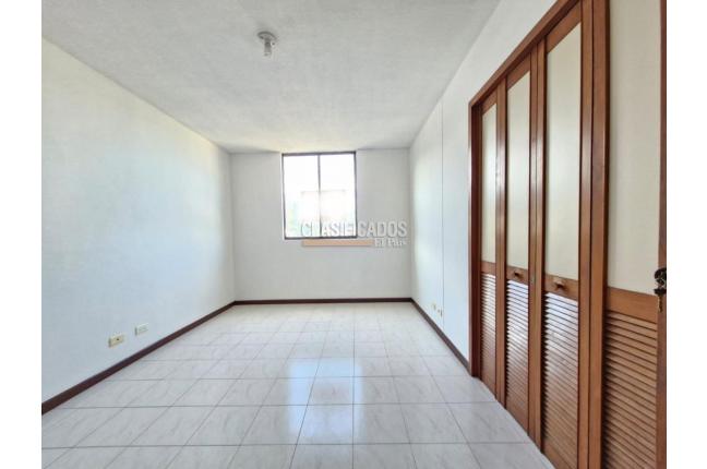 Apartamentos, Alquiler, Versalles - $2.600.000