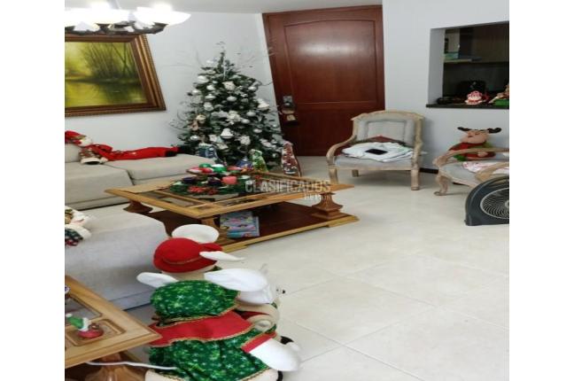 Casas, Venta, Ciudad Jardín - $695.000.000