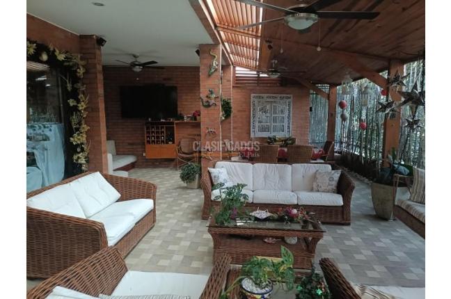 Casas, Alquiler, Ciudad Jardín - $8.000.000