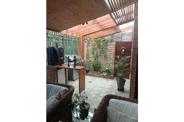 Casas, Alquiler, Ciudad Jardín - $8.000.000