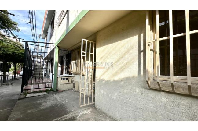 Casas, Venta, Santa Bárbara - $195.000.000