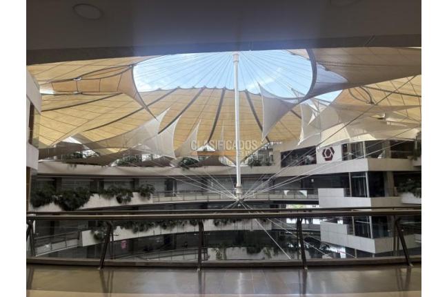 Oficinas y Consultorios, Venta, Centro Ccial. Unicentro - $650.000.000