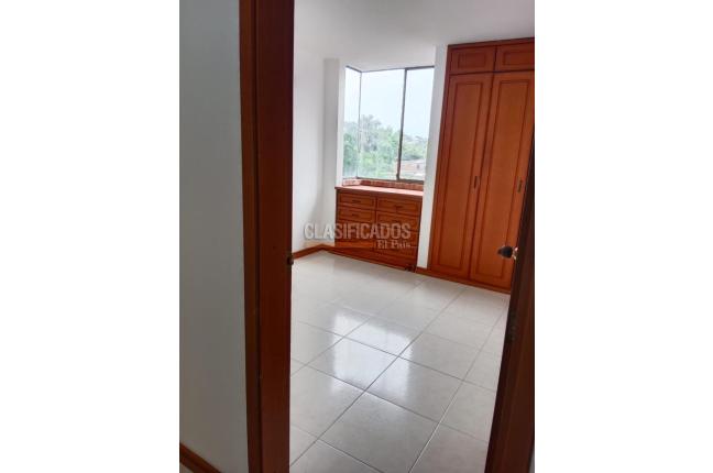Apartamentos, Venta, Primero de Mayo - $330.000.000