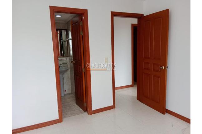 Apartamentos, Venta, Primero de Mayo - $330.000.000