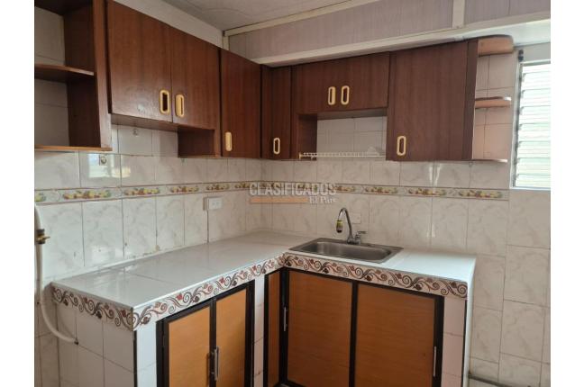 Apartamentos, Alquiler, Ciudad 2.000 - $900.000