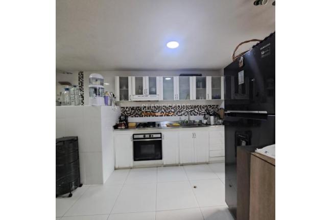 Apartamentos, Venta, Miraflores - $400.000.000