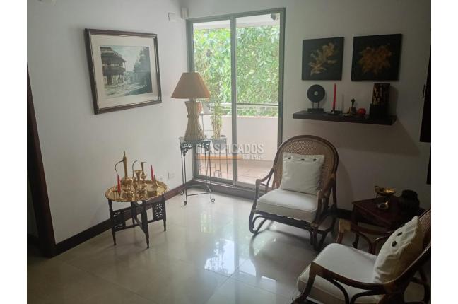 Apartamentos, Venta, Aguacatal - $1.400.000.000