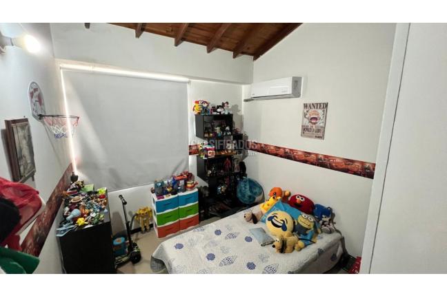 Apartamentos, Venta, Ciudad Capri - $420.000.000