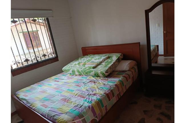 Casas, Venta, Alférez Real - $360.000.000