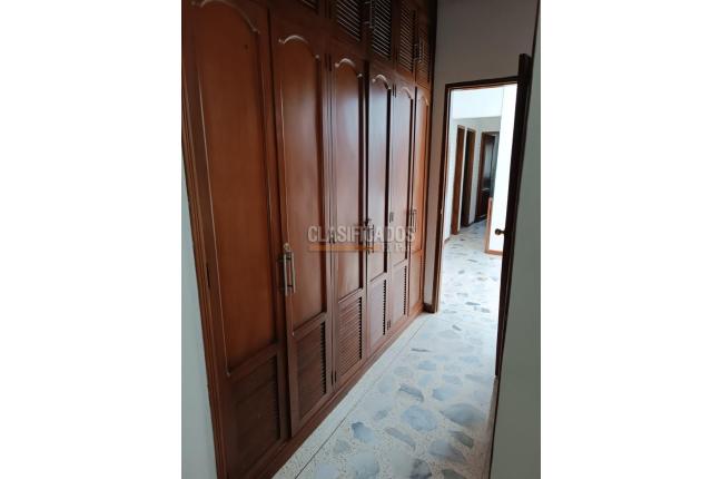 Casas, Venta, Alférez Real - $360.000.000