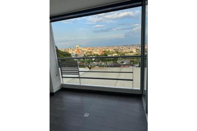 Apartaestudios, Alquiler, Cerro Cristales - $2.600.000