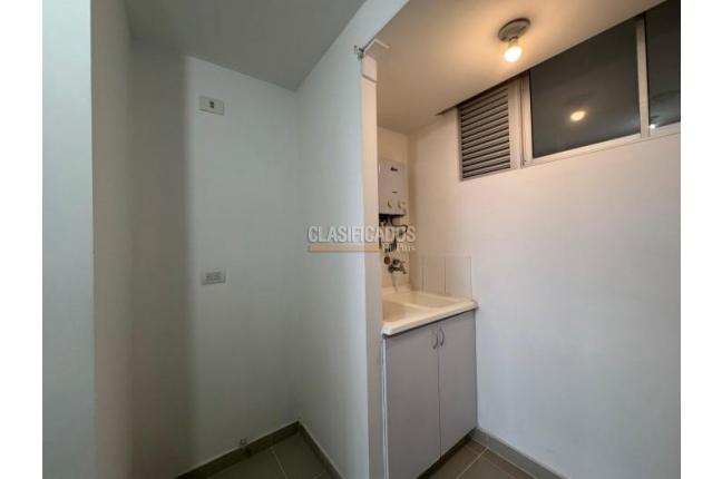 Apartaestudios, Alquiler, Cerro Cristales - $2.600.000