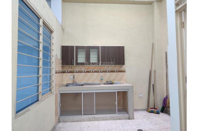 Locales y Bodegas, Alquiler, Porvenir - $3.300.000