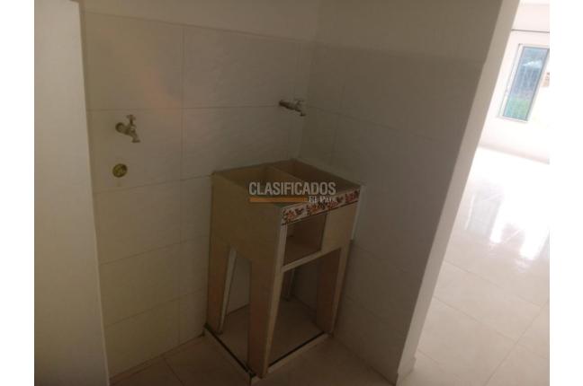 Apartamentos, Alquiler, El Jardín - $900.000