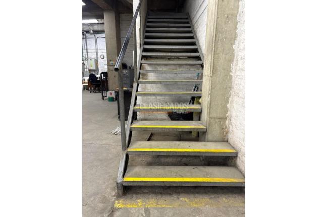 Edificios, Venta, Menga - $5.627.411.288