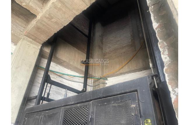 Edificios, Venta, Menga - $5.627.411.288