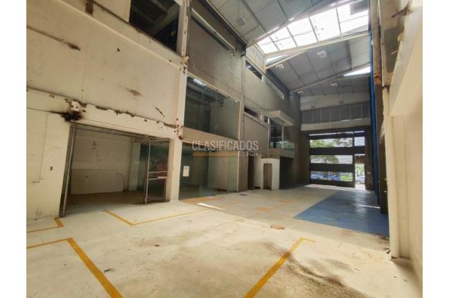 Edificios, Venta, Prados del Norte - $3.846.000.000