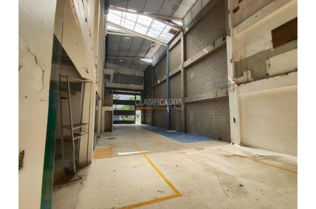 Edificios, Venta, Prados del Norte - $3.846.000.000