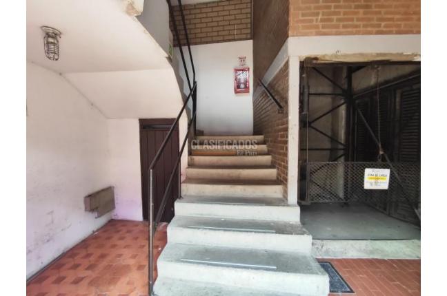 Locales y Bodegas, Venta en El Troncal