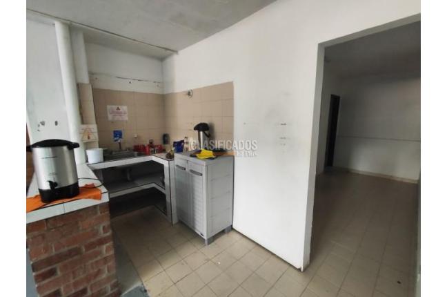 Locales y Bodegas, Venta, El Troncal - $3.280.000.000