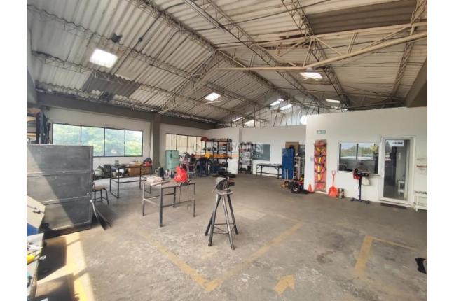 Locales y Bodegas, Venta, El Troncal - $3.280.000.000