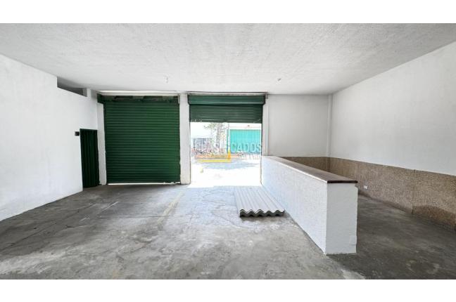 Locales y Bodegas, Alquiler, Yumbo - $8.200.000