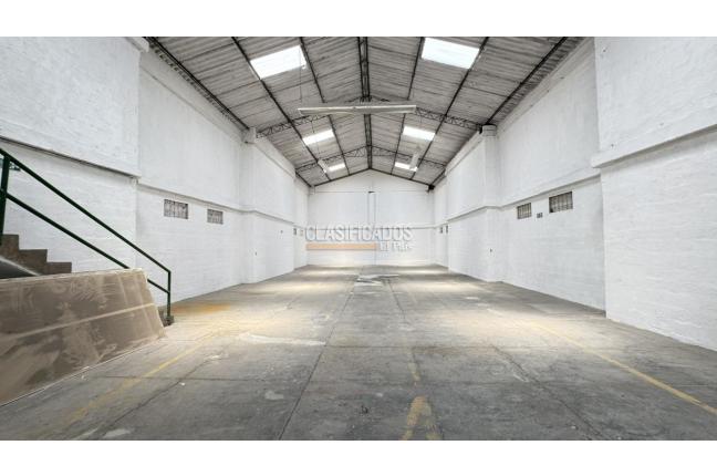 Locales y Bodegas, Alquiler, Yumbo - $8.200.000