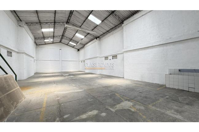 Locales y Bodegas, Alquiler, Yumbo - $8.200.000