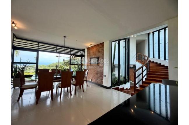 Casas, Venta, Yumbo - $3.200.000.000