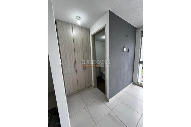 Apartaestudios, Alquiler, Dos Quebradas - $950.000