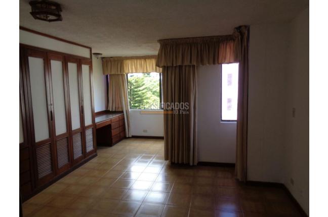 Apartamentos, Venta, Multicentro - $580.000.000