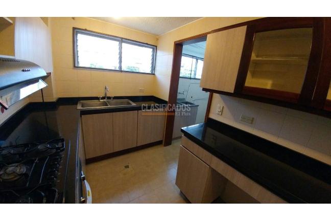 Apartamentos, Venta, Multicentro - $580.000.000