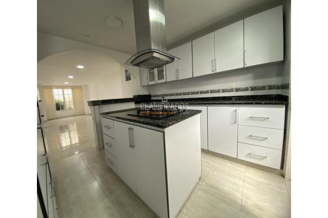 Casas, Venta, La Hacienda - $660.000.000