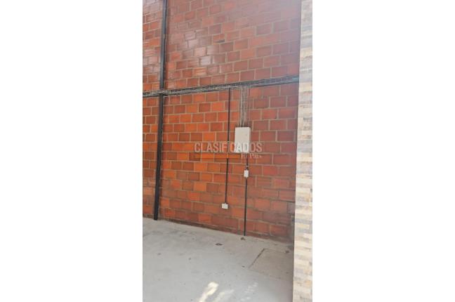 Locales y Bodegas, Venta, Saavedra Galindo - $750.000.000