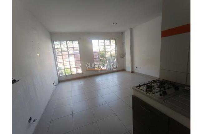 Edificios, Venta, Camino Real - $920.000.000