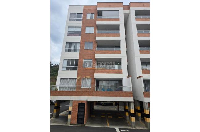 Apartamentos, Venta, Cristales - $550.000.000