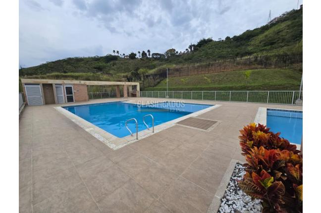 Apartamentos, Venta, Cristales - $550.000.000