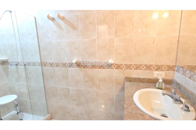 Apartamentos, Alquiler, Ciudad Jardín - $4.700.000