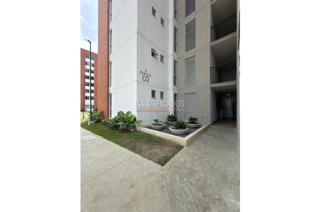 Apartamentos, Alquiler, Ciudad Pacifica - $1.300.000