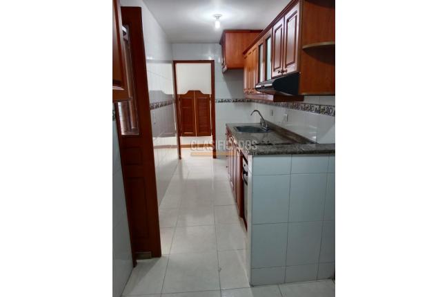 Apartamentos, Venta, Primero de Mayo - $330.000.000