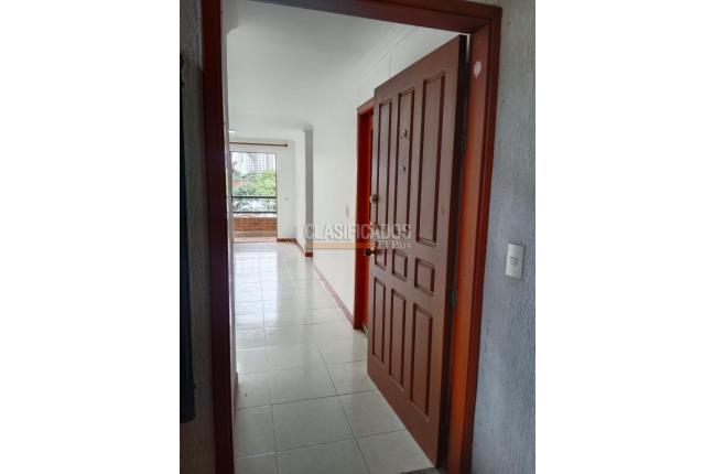 Apartamentos, Venta, Primero de Mayo - $330.000.000