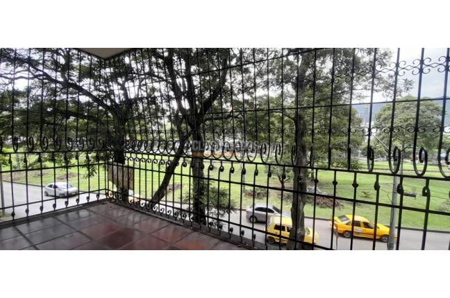 Apartamentos, Venta, Prados del Norte - $340.000.000