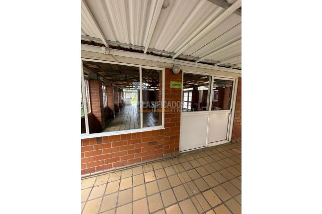 Apartamentos, Alquiler, Prados del Limonar - $1.800.000