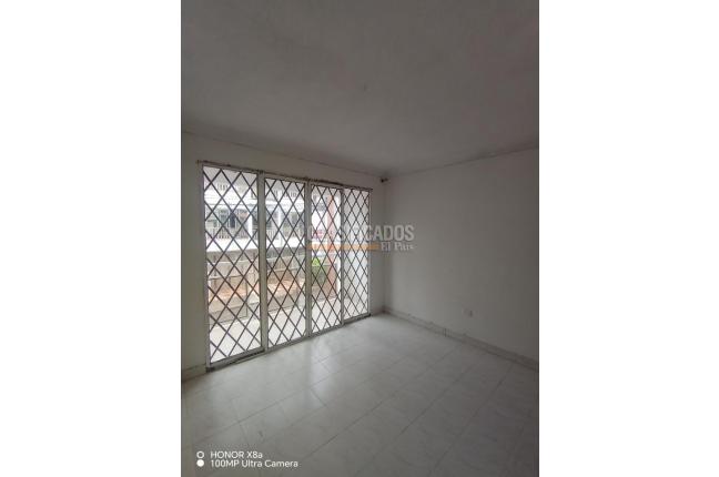 Casas, Alquiler, Departamental - $1.550.000