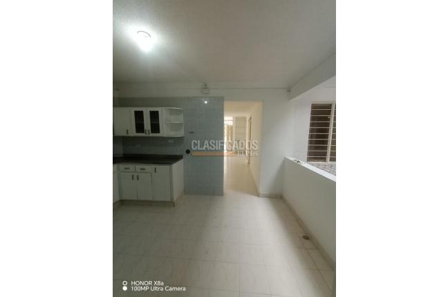 Casas, Alquiler, Departamental - $1.550.000